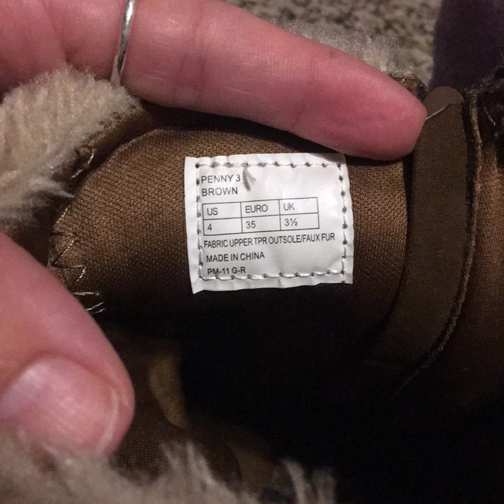 Boots - Picture 4 of 6